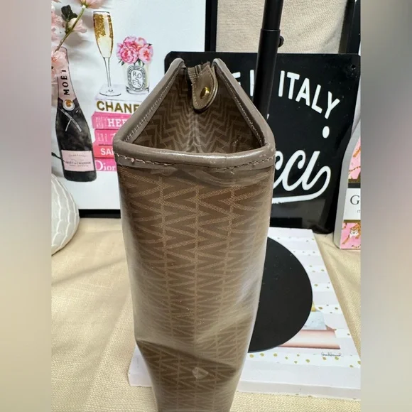 ⭐️Mario Valentino Brown Clutch